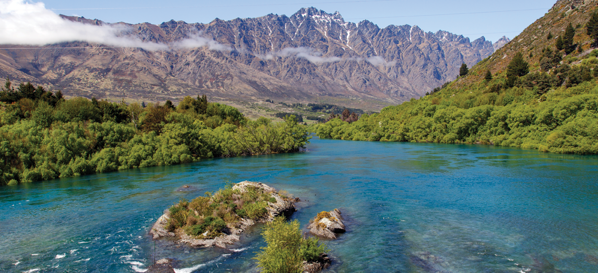 kawarau-river-looking-at-remarkables-from-bridge.png